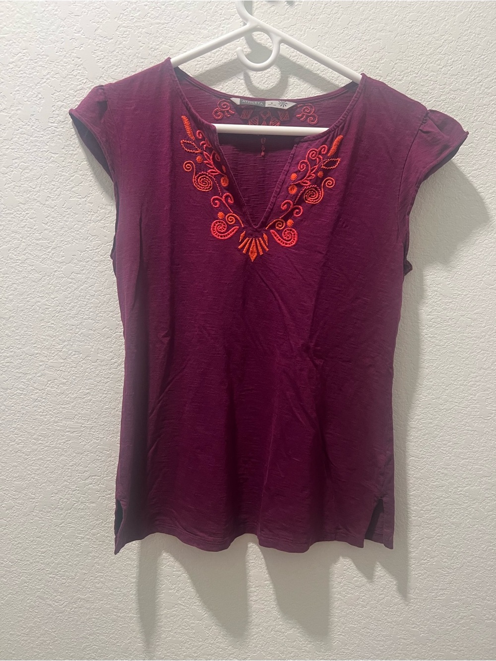 Athleta Embroidered Slub Knit Top Purple Orange Boho Size Medium